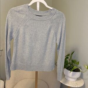 Banana Republic Factory Light Gray Crewneck Sweater XS